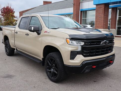 Used 2022 Chevrolet Silverado 1500 LT Trail Boss w/ LT Trail Boss Premium Package image 4