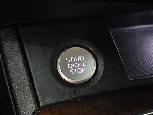 Used 2019 Audi Q5 2.0T Premium w/ Convenience Package image 35