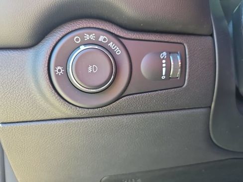 Used 2021 Dodge Durango SXT RWD image 26