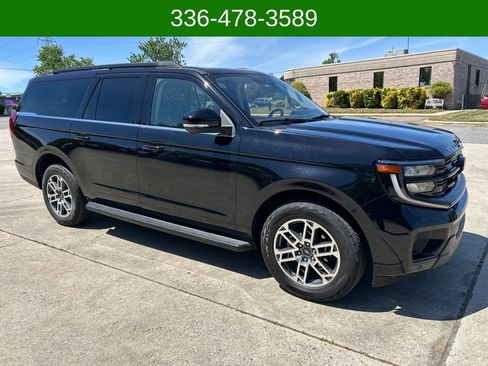 Used 2025 Ford Expedition Max Active AWD/4WD image 7