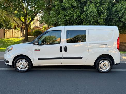 Used 2022 RAM ProMaster City Tradesman w/ Window Group 05 FWD image 2