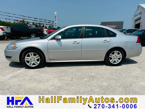 Used 2015 Chevrolet Impala LT w/ LT Sunroof Package FWD image 2