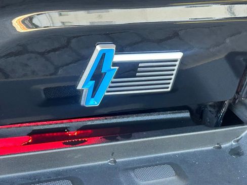 Used 2024 Ford F150 Lightning Lariat image 25