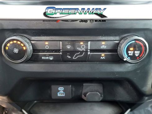 Used 2023 Ford F150 XLT image 51