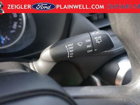 Used 2022 Toyota RAV4 LE AWD/4WD image 24