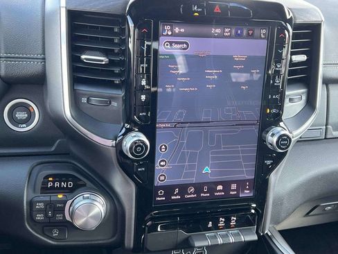 New 2026 RAM 1500 Laramie AWD/4WD image 9