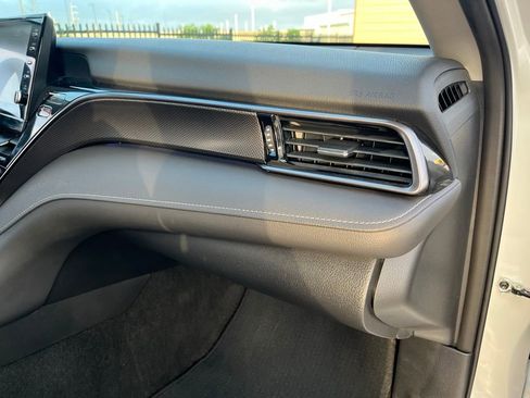 Used 2024 Toyota Camry XSE FWD image 28