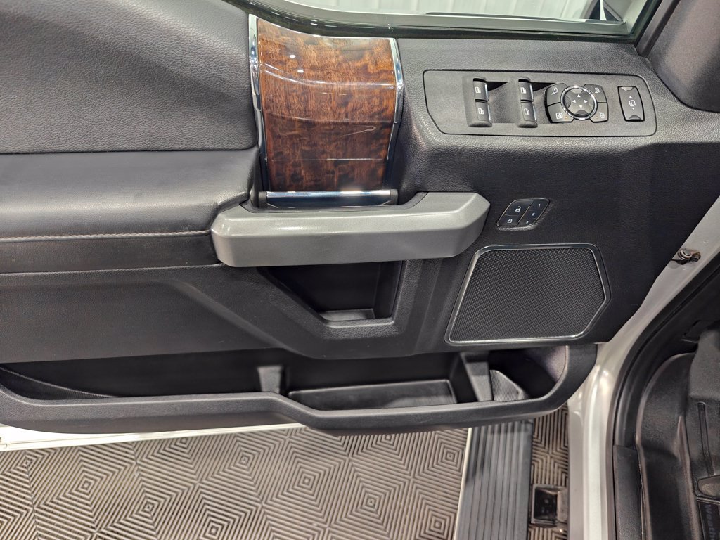 Used 2017 Ford F250 Platinum w/ Platinum Ultimate Package AWD/4WD image 74