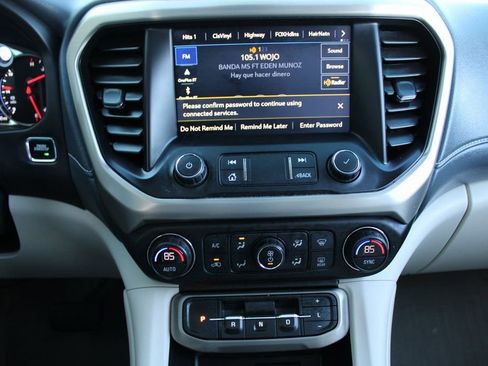 Used 2021 GMC Acadia Denali w/ Denali Ultimate Package image 16