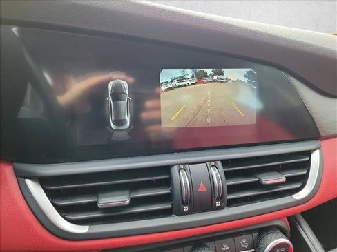 Used 2020 Alfa Romeo Giulia Ti w/ Nero Edizione image 22