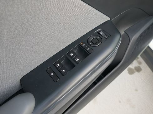 Certified 2025 Kia K4 EX image 13