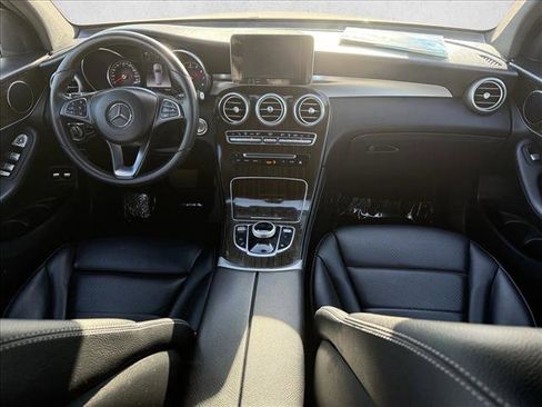 Used 2018 Mercedes-Benz GLC 350e 4MATIC image 15