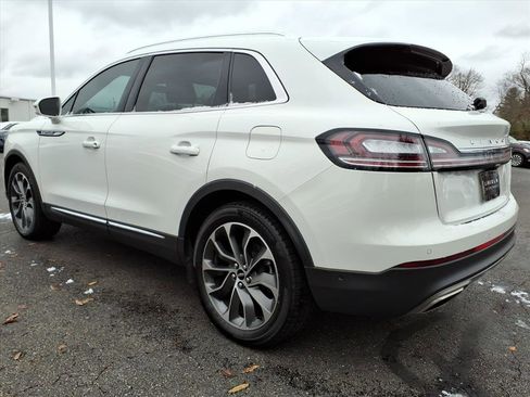 Used 2022 Lincoln Nautilus Reserve w/ Equipment Group 201A image 5