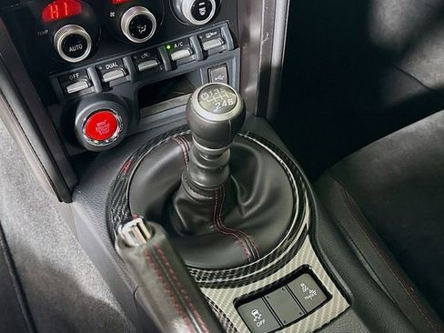 Used 2018 Subaru BRZ tS image 18