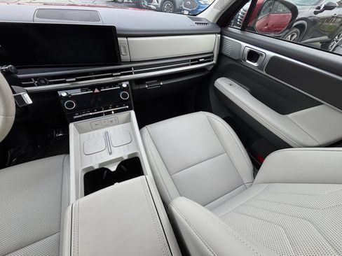 Used 2025 Hyundai Santa Fe SEL AWD/4WD image 37