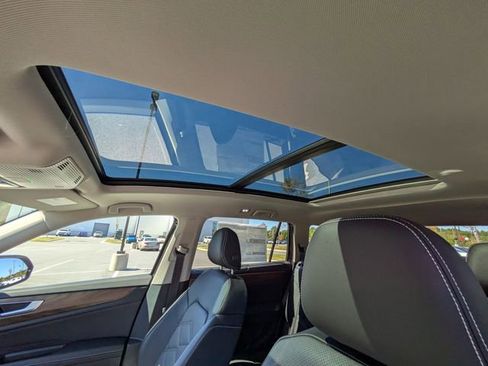 New 2026 Volkswagen Atlas SE FWD image 22