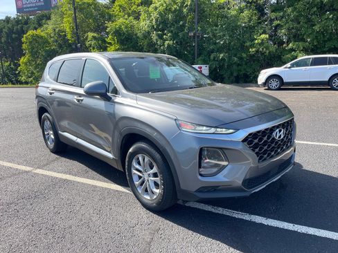 Used 2020 Hyundai Santa Fe SE FWD image 1