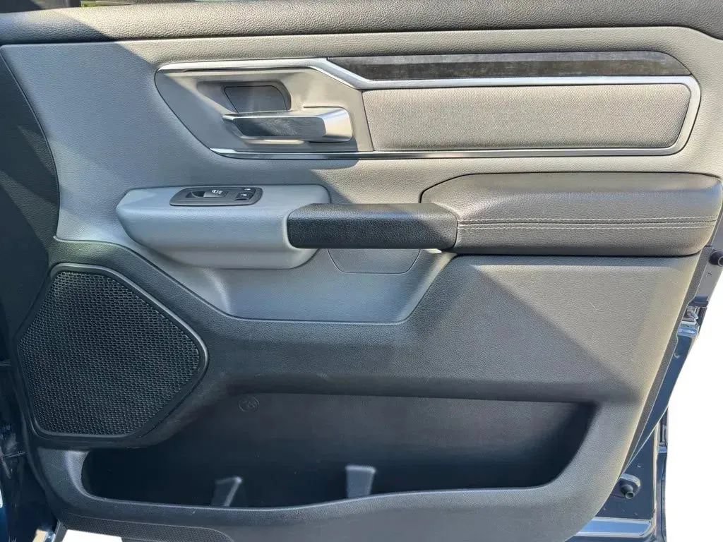 Used 2019 RAM 1500 Big Horn AWD/4WD image 17