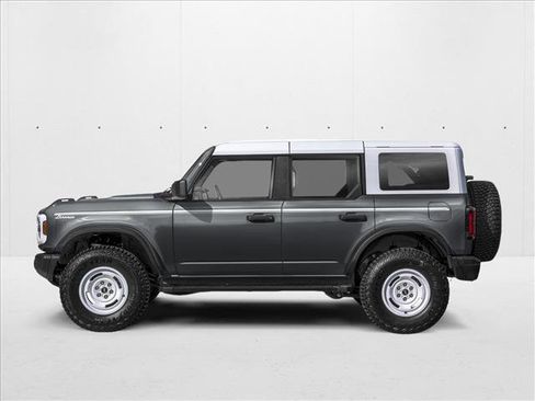 New 2026 Ford Bronco Heritage Edition image 3