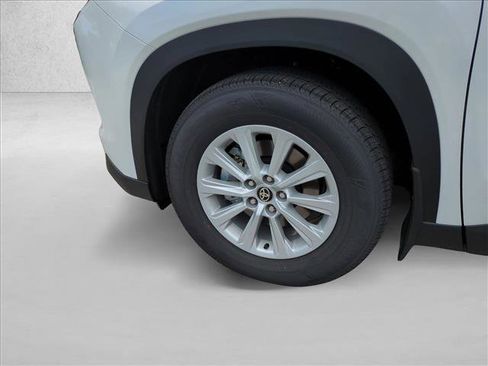 New 2026 Toyota Grand Highlander AWD image 10
