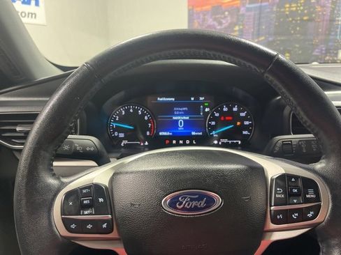 Used 2023 Ford Explorer XLT w/ Equipment Group 202A image 12