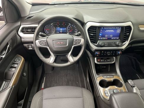 Certified 2023 GMC Acadia SLE w/ Driver Convenience Package AWD/4WD image 17