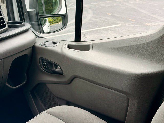 Used 2022 Ford Transit 350 XLT RWD image 25