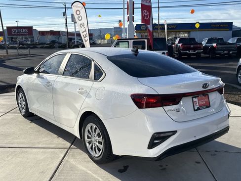 Used 2021 Kia Forte Sedan image 5