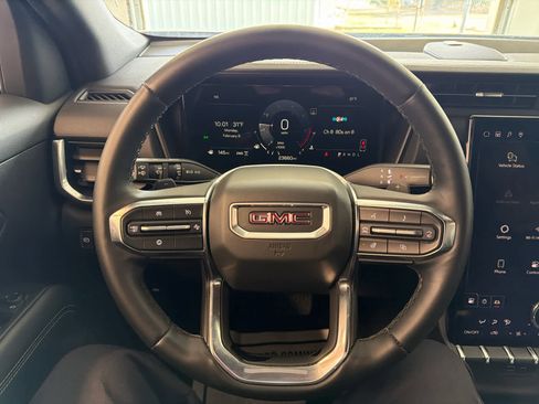 Used 2025 GMC Terrain Elevation image 34