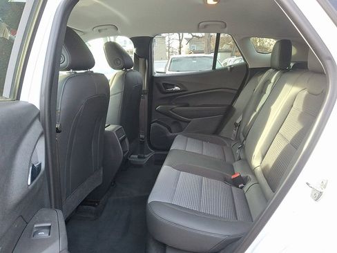 Used 2024 Chevrolet Trax LT w/ Driver Confidence Package image 10