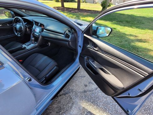 Used 2019 Honda Civic Sport image 15