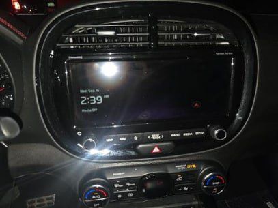 Used 2022 Kia Soul Turbo FWD image 14