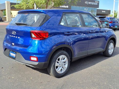 New 2026 Hyundai Venue SE image 4