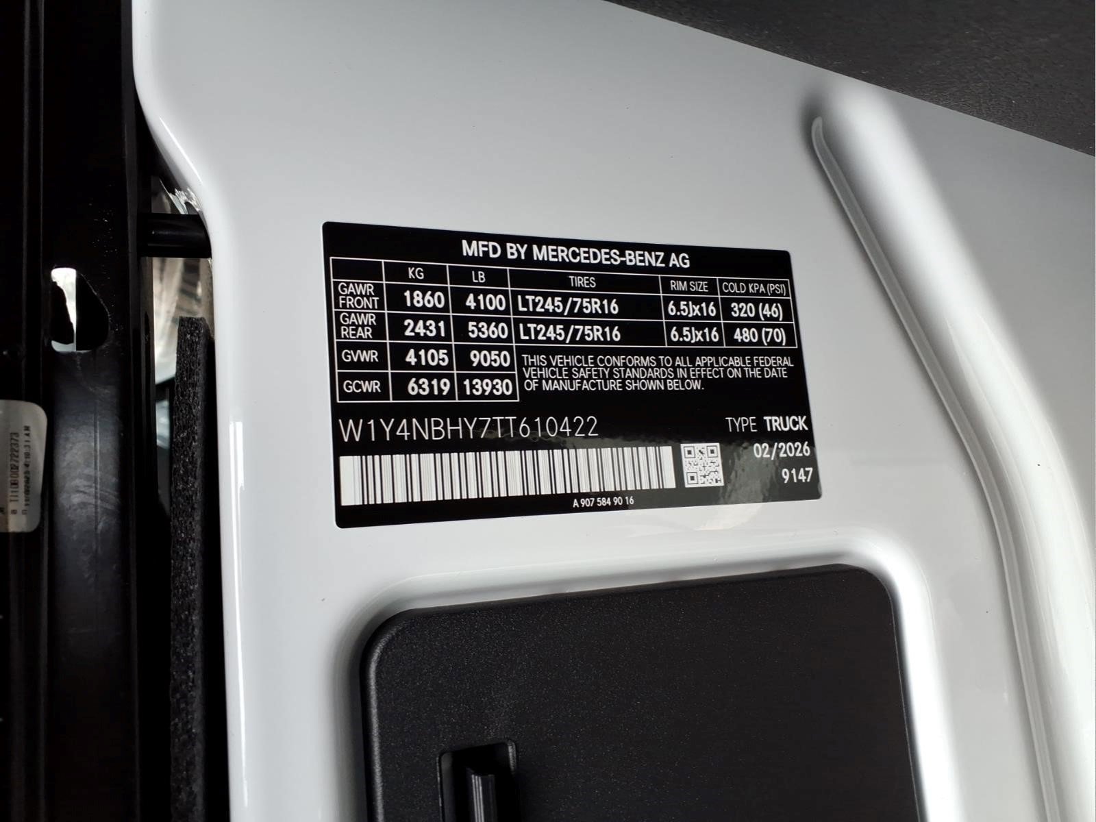 Used 2026 Mercedes-Benz Sprinter 2500 image 32