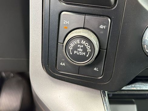 Used 2024 Ford F150 Lariat w/ FX4 Off-Road Package AWD/4WD image 27