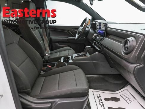 Used 2023 Chevrolet Colorado W/T RWD image 23