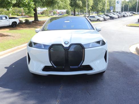 New 2026 BMW iX xDrive60 image 2