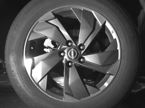 Used 2025 Nissan Rogue SV FWD image 15