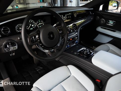 Used 2023 Rolls-Royce Ghost Black Badge w/ Black Badge Ghost Package image 16
