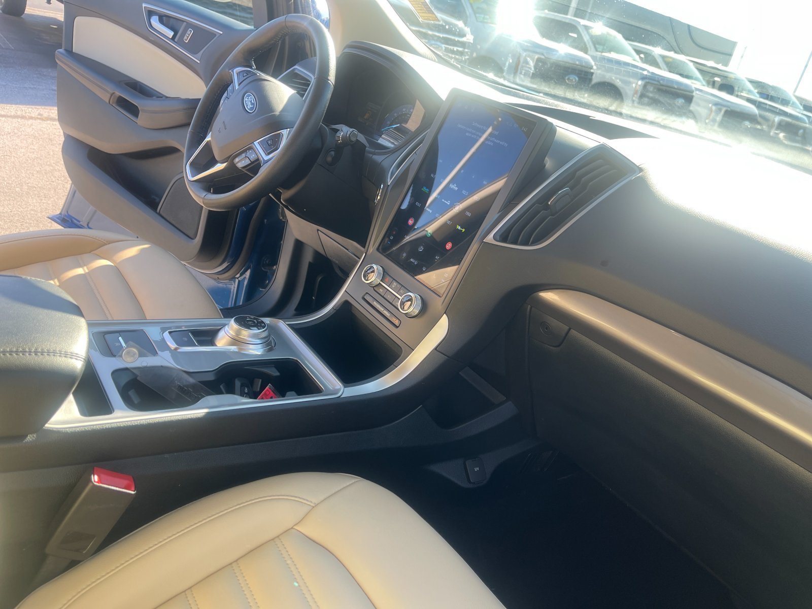 Used 2024 Ford Edge SEL AWD/4WD image 19