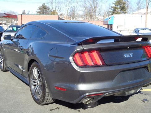 Used 2016 Ford Mustang GT image 20