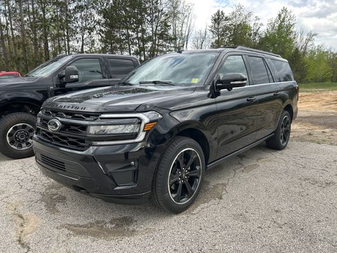 Used 2024 Ford Expedition Max Limited AWD/4WD image 7