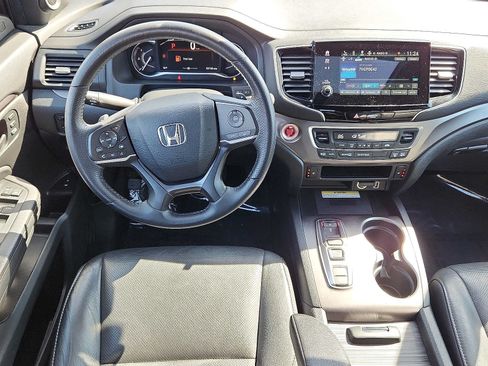 Used 2023 Honda Passport EX-L image 11