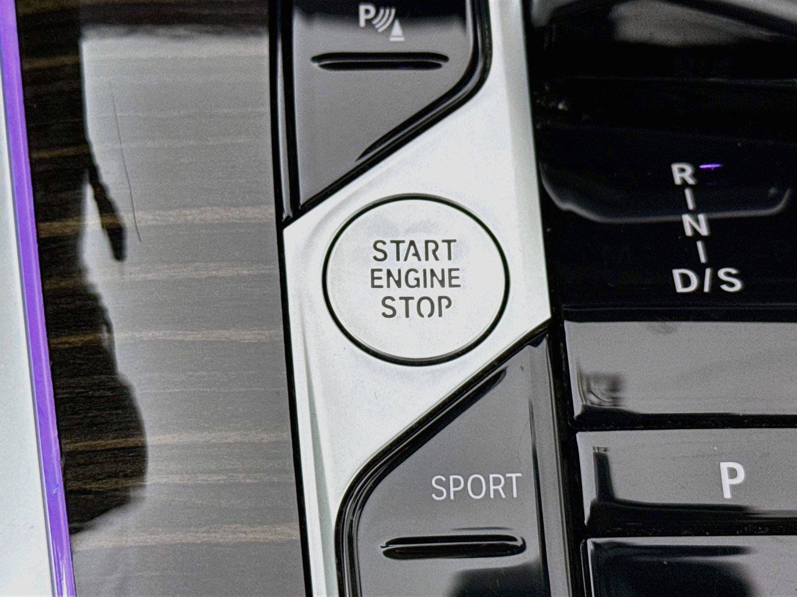 Used 2023 BMW X7 xDrive40i w/ Premium Package AWD/4WD image 29