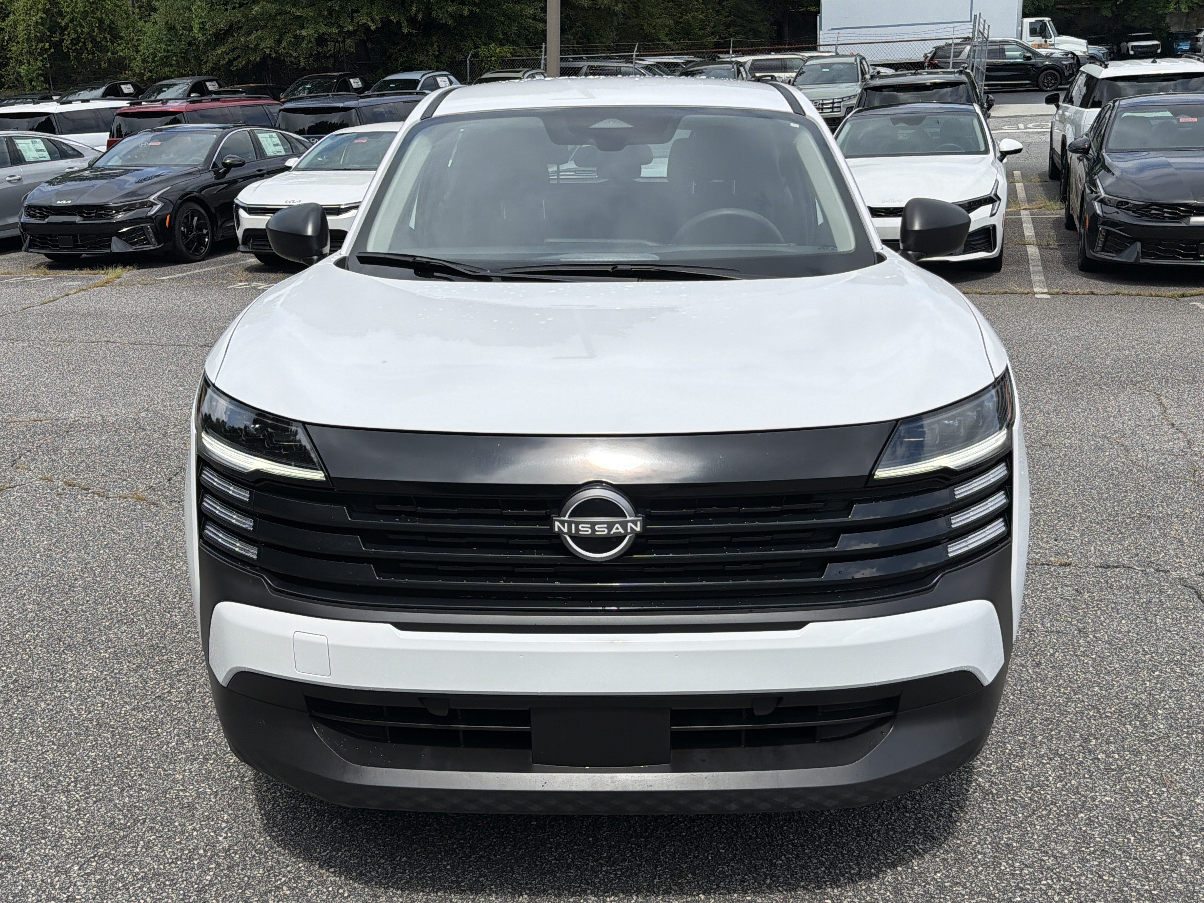 Used 2025 Nissan Kicks S FWD image 2