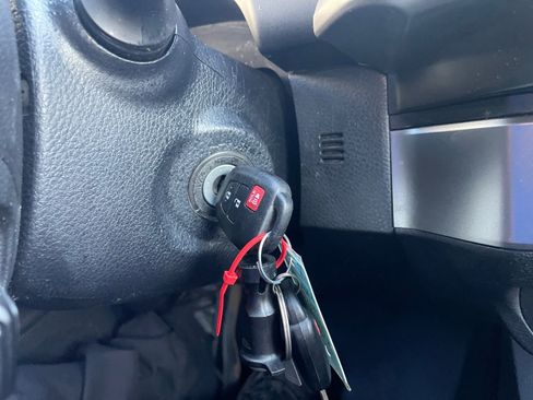 Used 2019 Toyota Tacoma SR5 RWD image 21