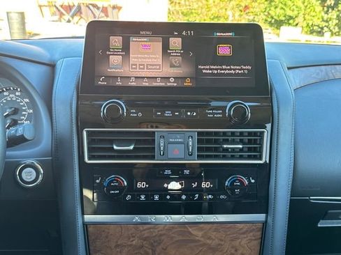 Used 2024 Nissan Armada SL w/ Captain's Chairs Package image 18