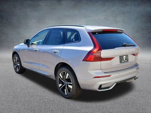 New 2026 Volvo XC60 B5 Plus w/ Climate Package image 5