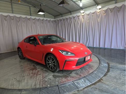 Used 2026 Toyota GR86 w/ ALL Weather Mat Package (TMS) image 6