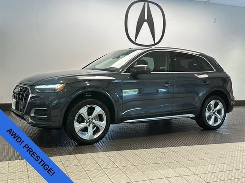 Used 2021 Audi Q5 Prestige w/ Prestige Package AWD/4WD image 2